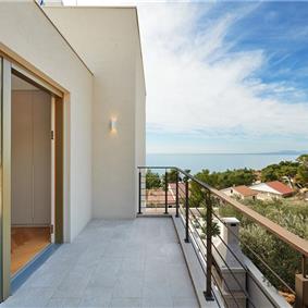 3 bedroom villa with pool and sea views Hvar island sleeps 6